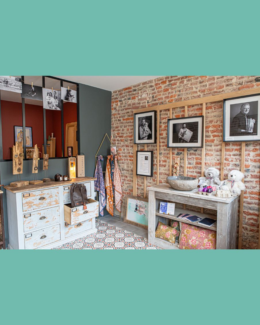 Boutique ephemere livarot artisan Josephine neuville photographe portraits noirs et blanc 4